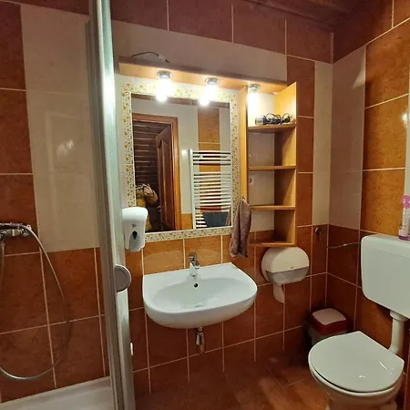 Pasztor Vendeghaz * Poroszló