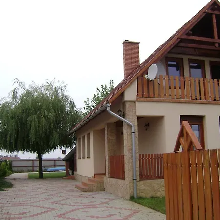 Pasztor Vendeghaz *